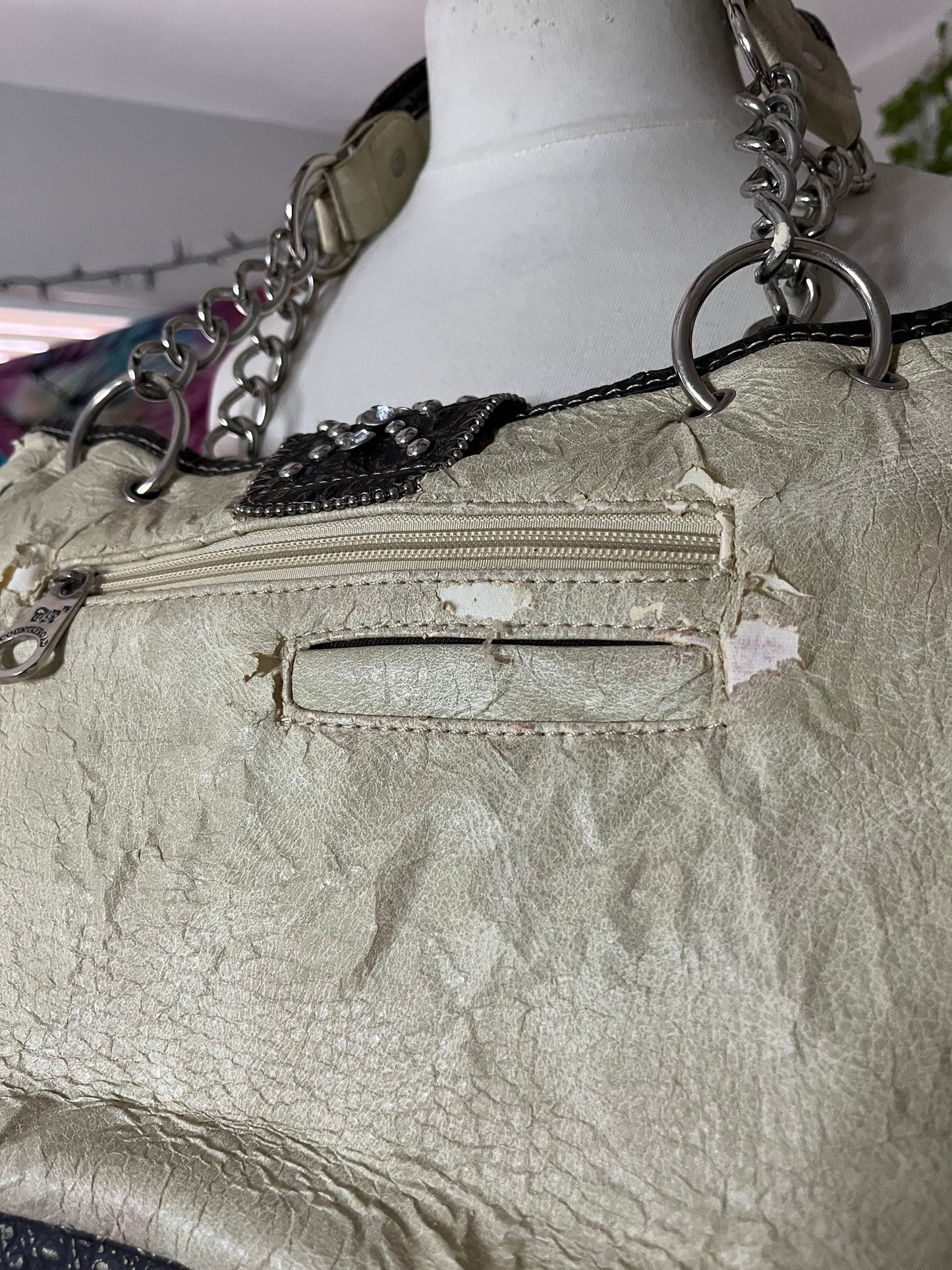 Western Buckle Bag
