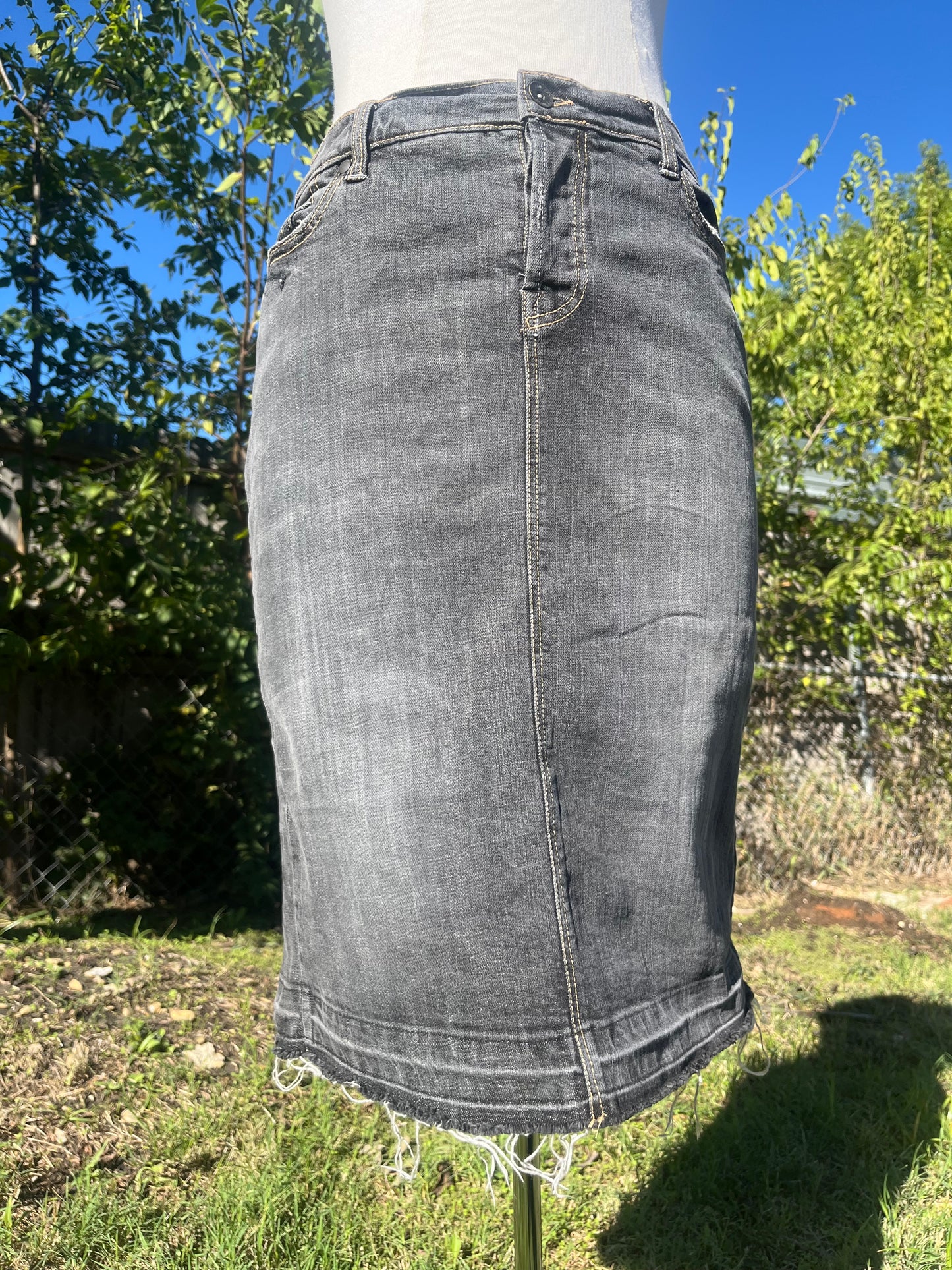 Charcoal Midi