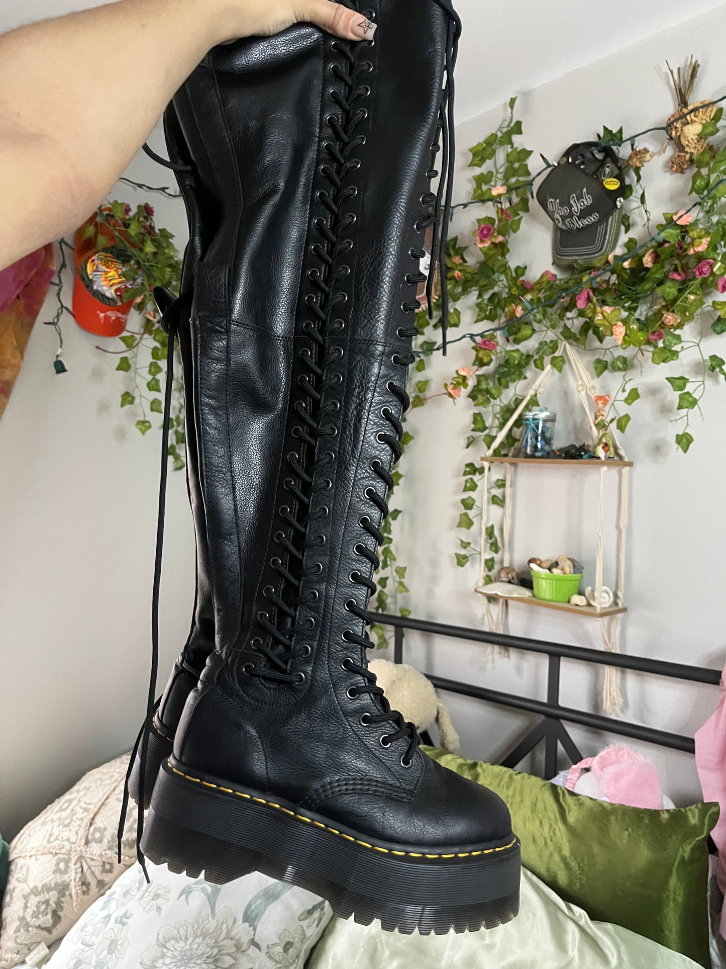 Azreya Dr.Martens